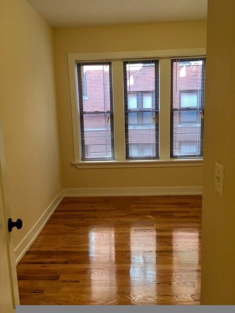 Photo - 3513 N Racine Ave Unit 3E