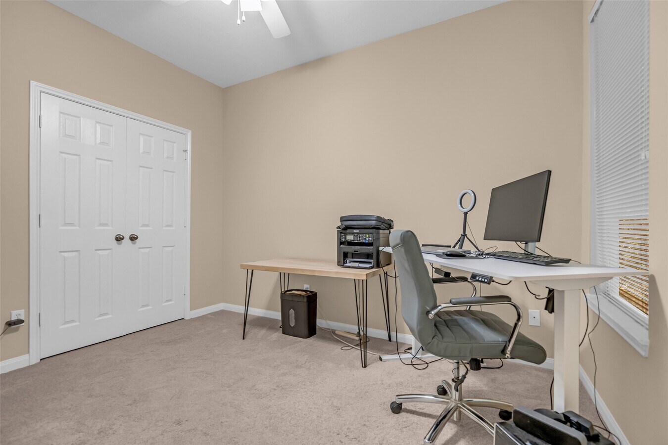Photo - 2919 Whitman Dr
