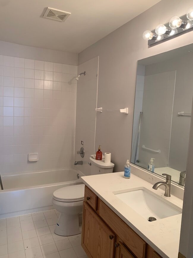 Photo - 876 Stuarts Dr