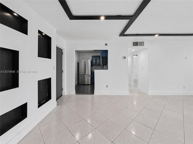 Photo - 8411 NW 8th St Unidad 102