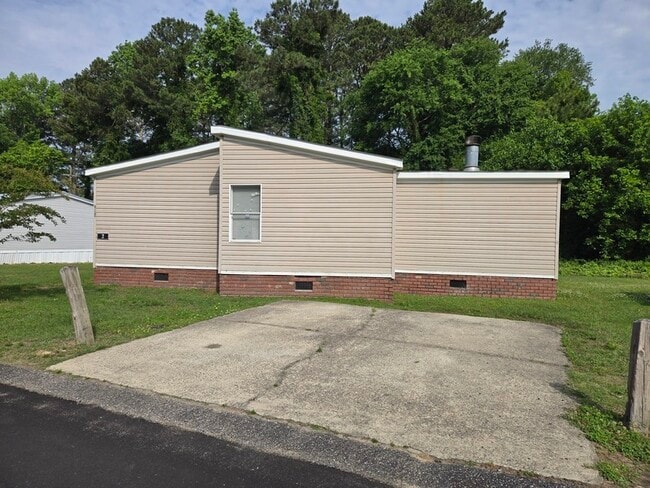 Photo - 2109 Cattail Cir