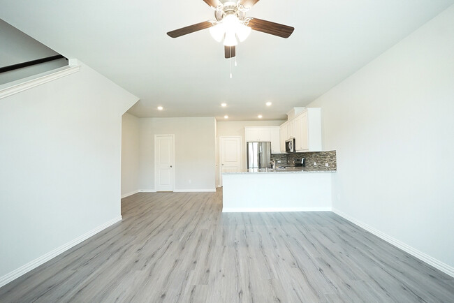 Photo - 3433 Solana Cir Townhome
