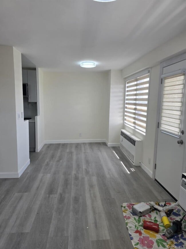 Photo - 42-55 Colden St Unit 16P