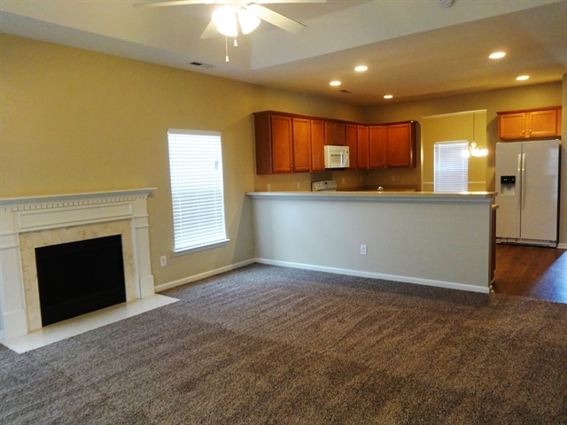 Photo - 118 Cannonsmill Ln