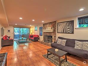 Building Photo - 843 Artwood Rd NE Rental