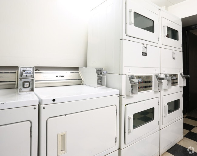 Bridgeport Suites