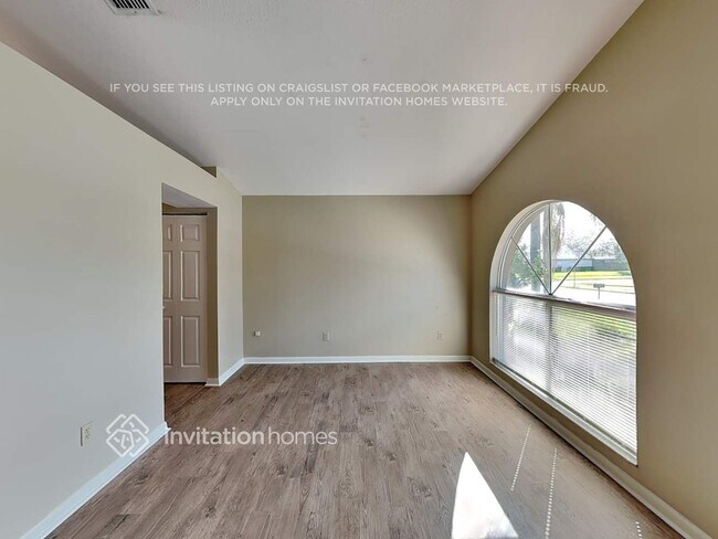 Photo - 1916 Bridgehampton Pl