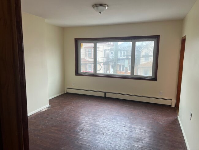 Photo - 35 Washington St Unit 2