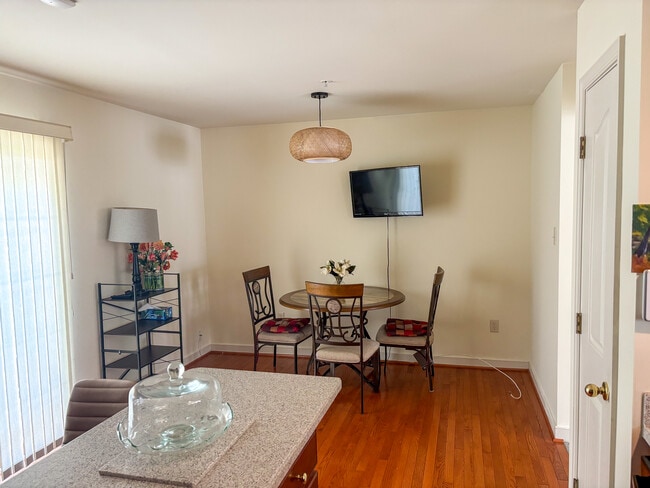 Photo - 1211 Pear Blossum Ct