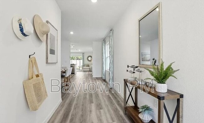 Photo - 32528 Weathered Oak Dr