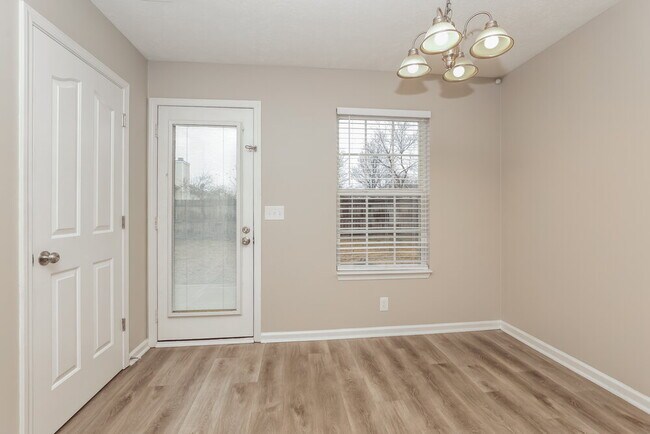 Photo - 1514 Killarney Dr