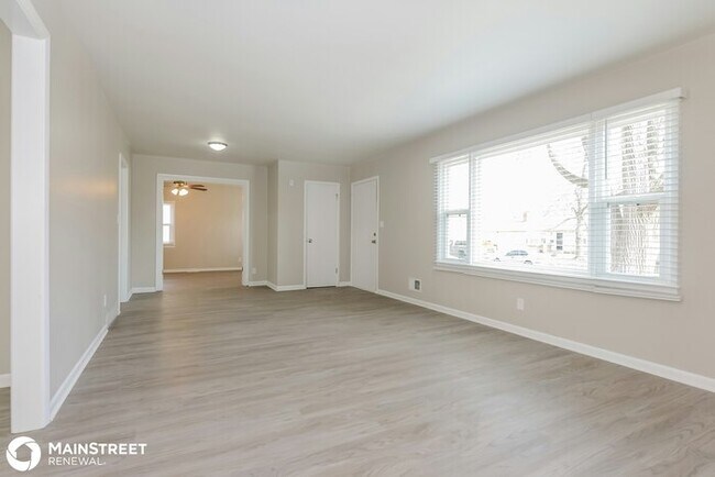 Photo - 8812 Kentucky Ave, Kansas City, MO 64138