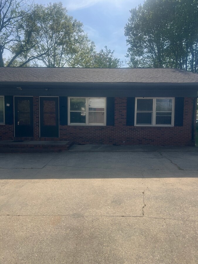 Photo - 529 E Sharpe St Unidad 529 E. Sharpe St. , Statesville NC 28677