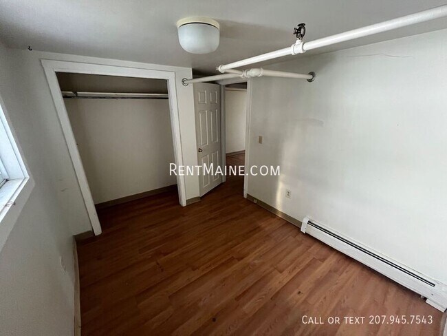 Photo - 2412 Western Ave Unidad F