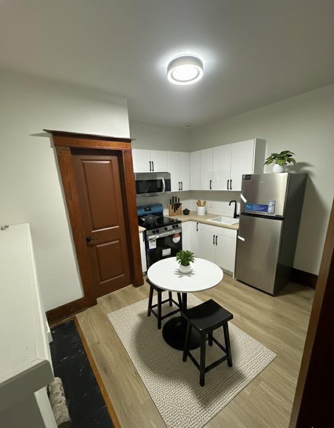 Photo - 7 Centre St Unité 4