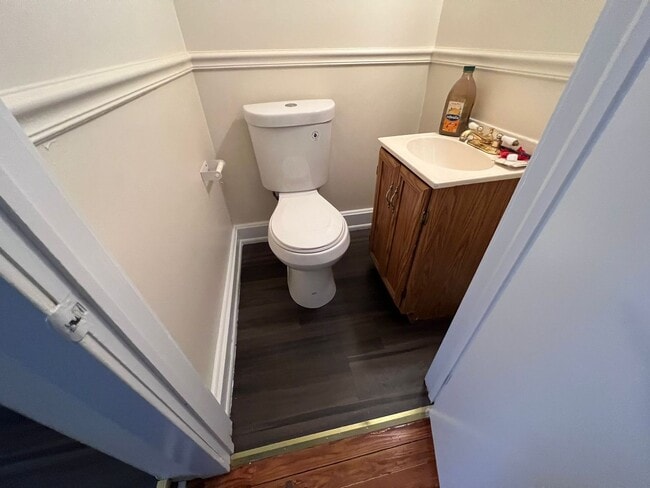Photo - Stunning Newly Renovated 2 Bedroom 1.5 Bathroom