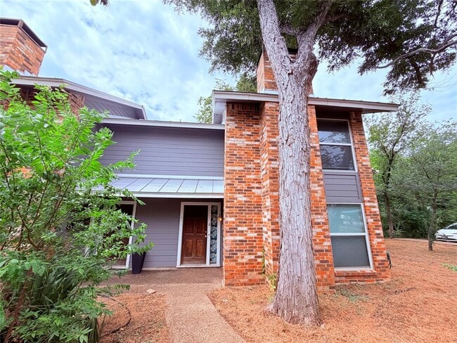 Building Photo - 4520 Depew Ave