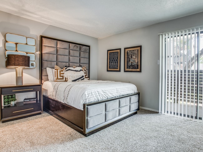 Bedroom - Exchange 7272