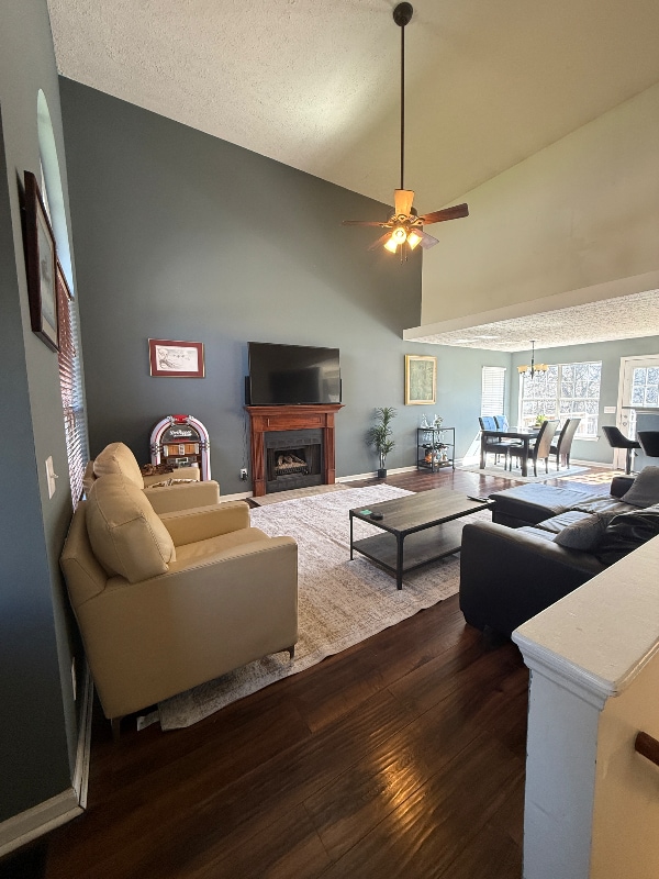 Photo - 669 Granwood Blvd