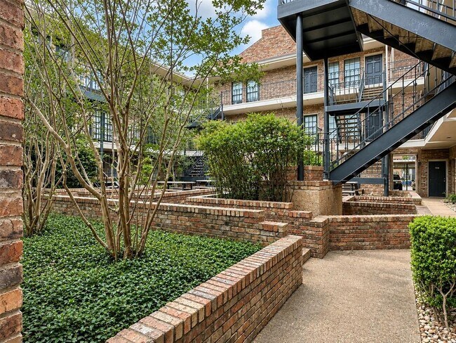 Photo - 2801 Rio Grande St Unit 203