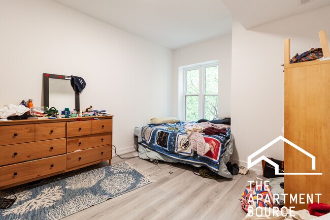 Photo - 4939 N Saint Louis Ave Unidad 2