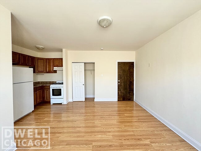 Photo - 2606 N Kimball Ave Unit 1