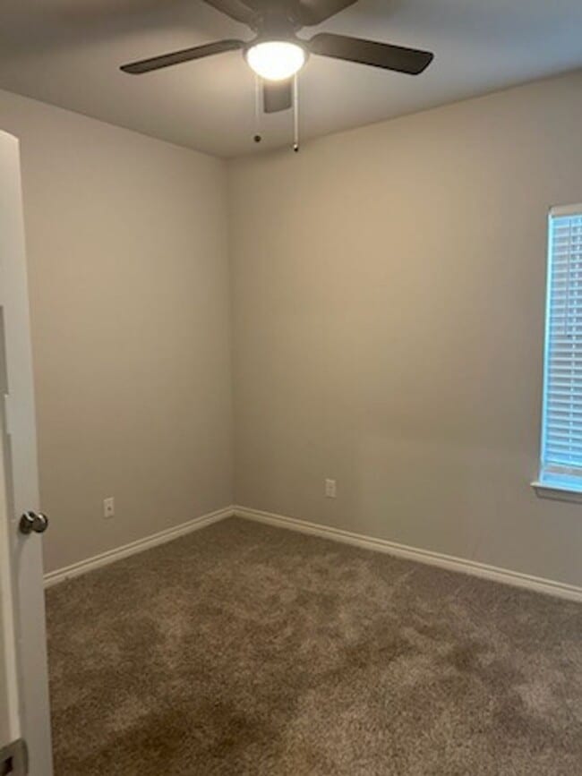 Photo - 4-bedroom 2-bathroom house for rent! HOUSI...