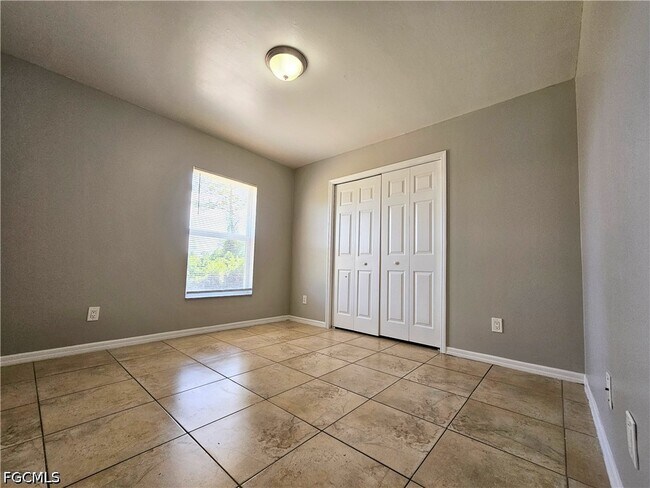 Photo - 230 Hightower Ave S