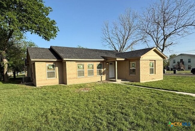 Building Photo - 1300 N 2nd St