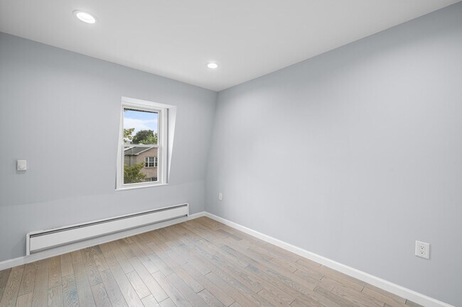 Photo - 376 Forrest St Unit 3