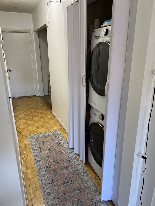 Photo - 235 Washington St Unit 4