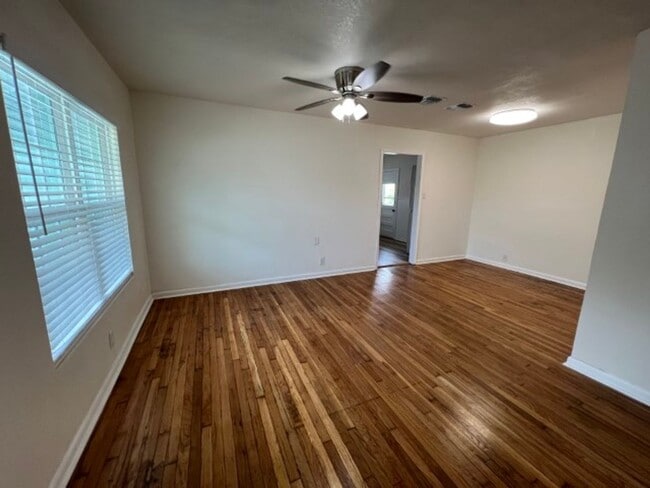 Photo - ALAMO HEIGHTS GEM