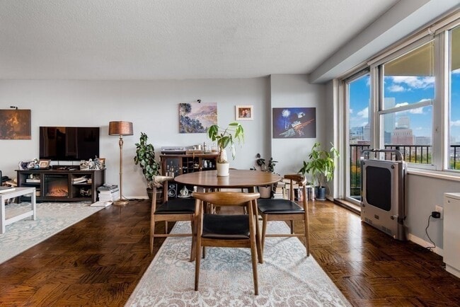 Photo - 151 Tremont St Unidad 15J