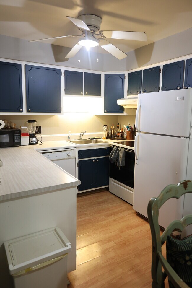 Photo - 19800 W 12 Mile Rd Unit 5