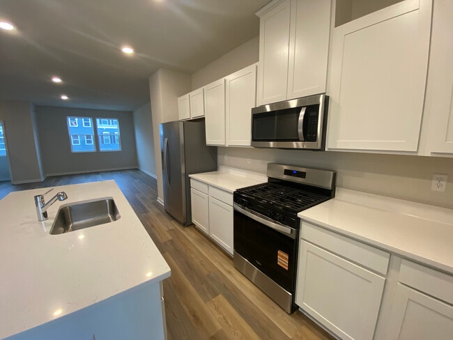 Photo - 726 Hardman Dr