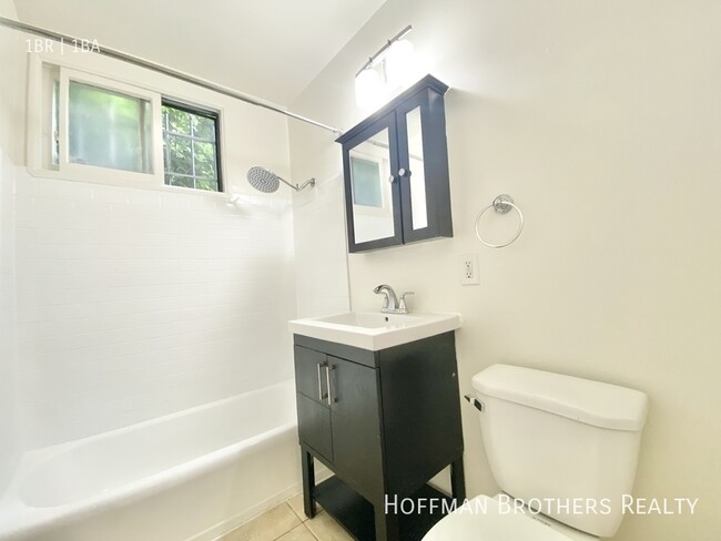 Photo - 937 Cole Ave Unidad 8