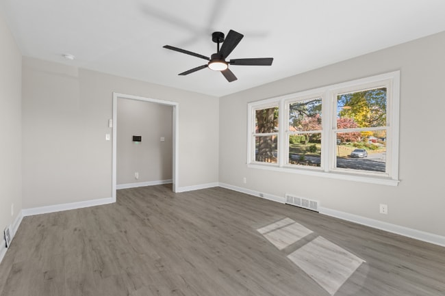 Photo - 1200 Lockland Ave