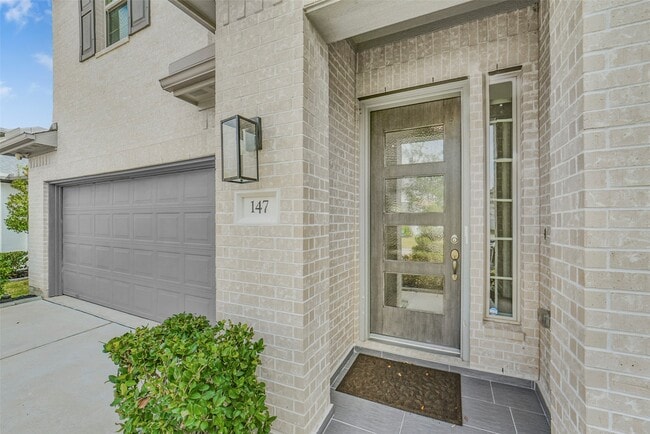 Photo - 147 Renodes Garden Ln