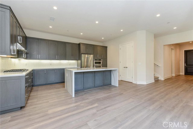 Photo - 121 Linda Vis