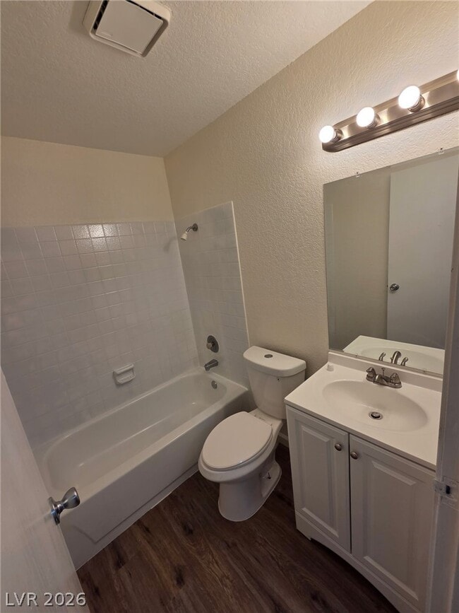 Photo - 4581 Macher Way Unidad D