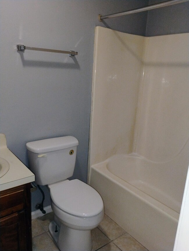 Photo - 1045 Manson Dr Unit D