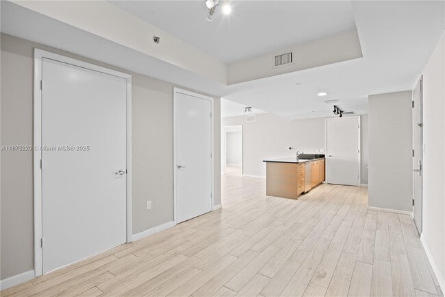 Photo - 50 Biscayne Blvd Unidad 4706