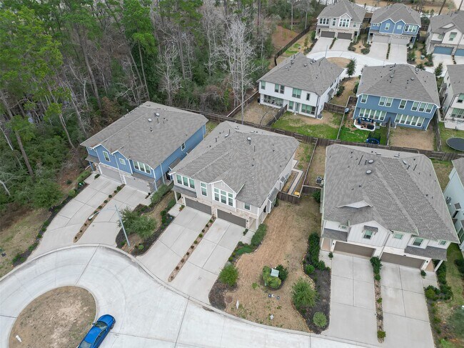 Photo - 617 Aspen Falls Ct
