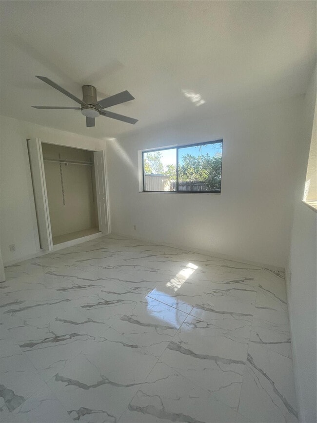 Photo - 730 NE 23rd Pl