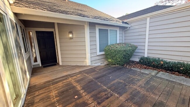 Photo - Charming, 2BD/2BA, Single-Story TH in Crow Canyon Country Club in Danville- Available NOW!