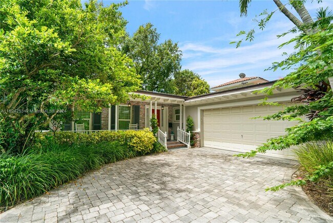 Photo - 1452 Urbino Ave