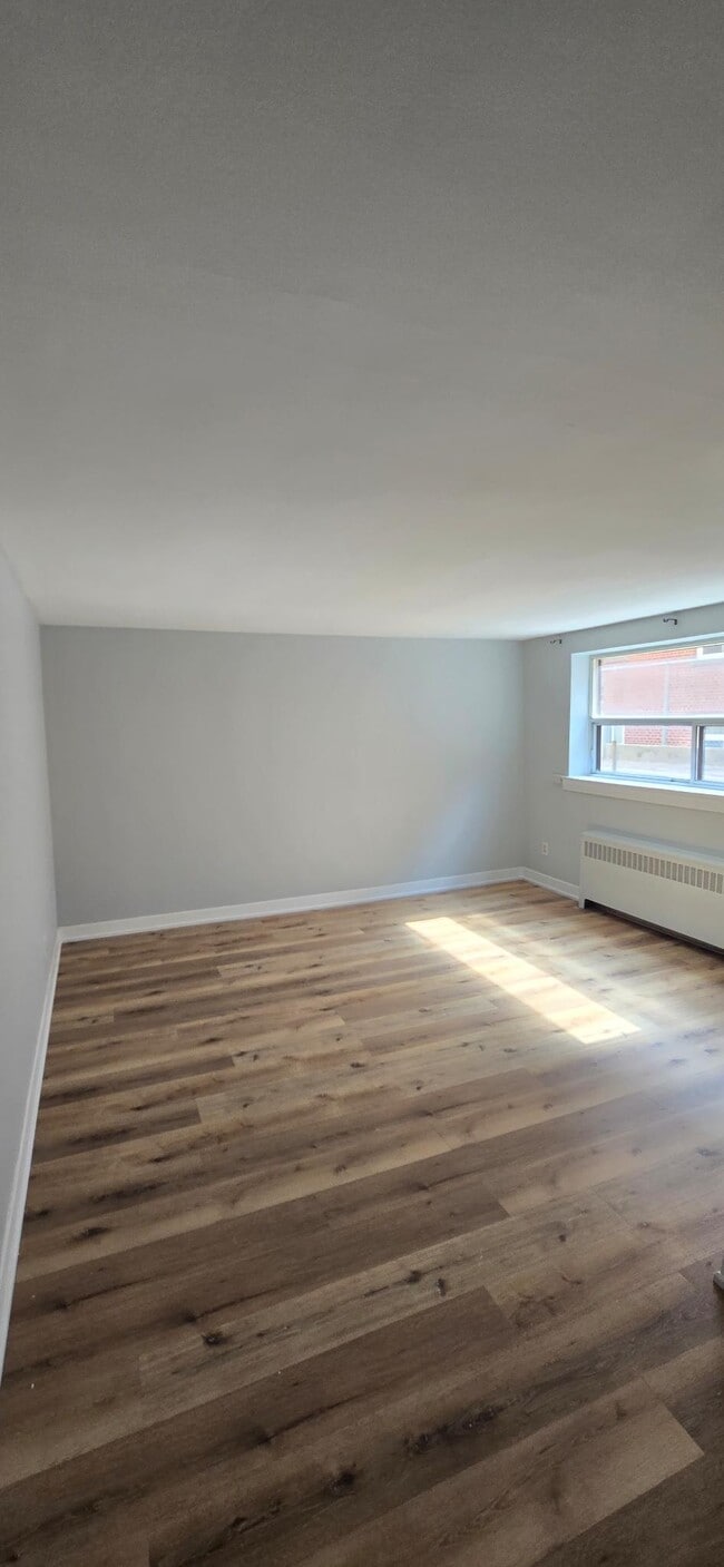 Photo - 1 Bedroom Apartment on the Kingsway Unit 1