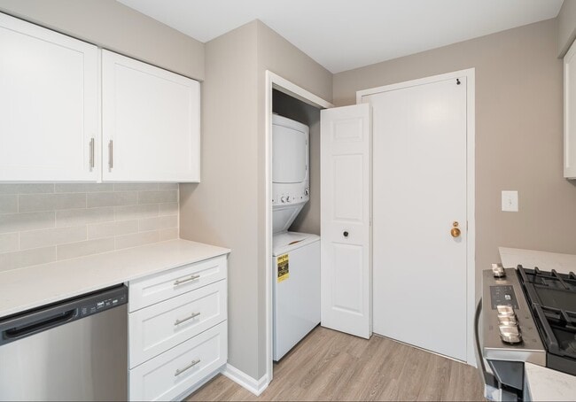 Photo - 1910 Chestnut Ave