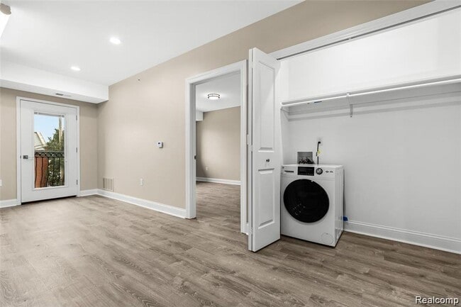 Photo - Brand new Rochester apartment close to dow...
