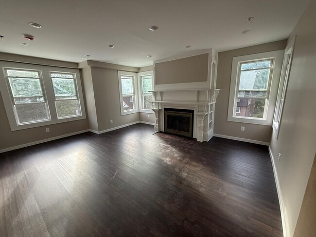 Mansion Apartments